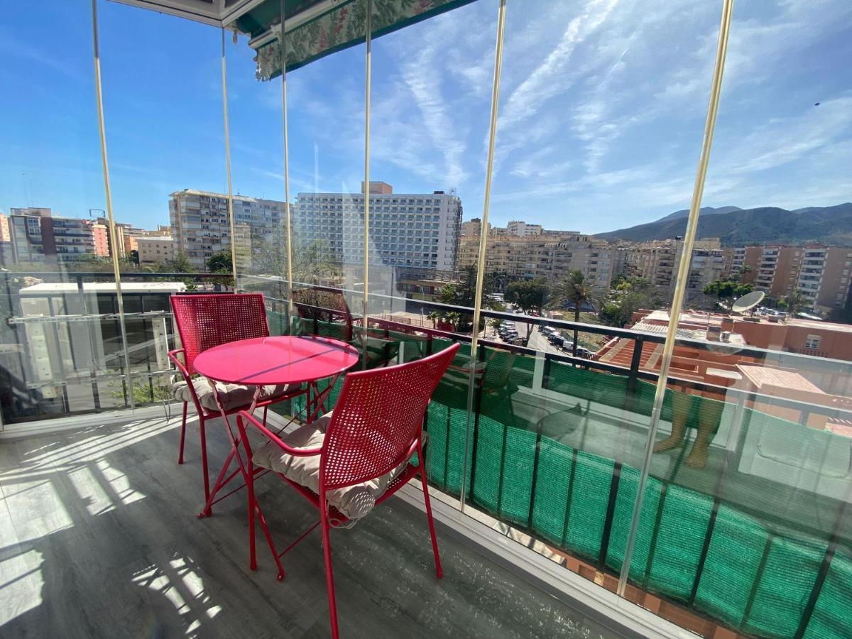 Lafrenchtouch - Coqueto Estudio Terraza Con Vistas Torremolinos Bagian luar foto