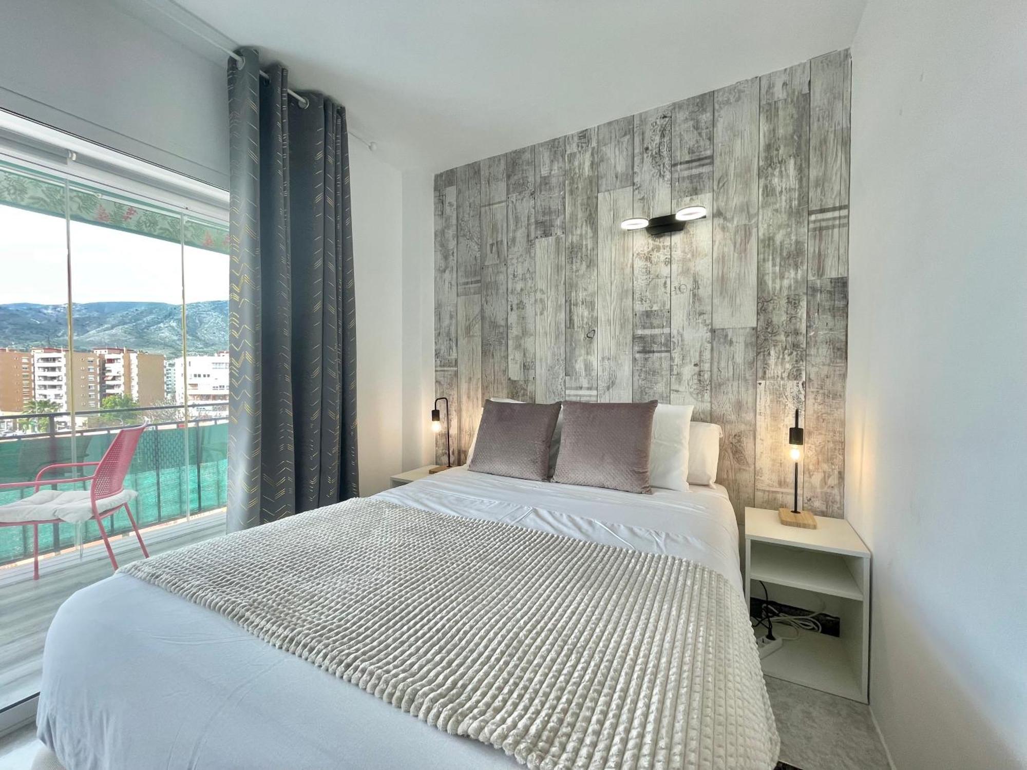 Lafrenchtouch - Coqueto Estudio Terraza Con Vistas Torremolinos Bagian luar foto